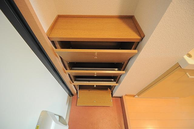 大阪市城東区今福西４丁目の賃貸マンションの収納