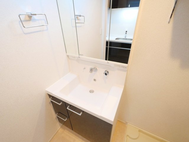 ヒカルサ奈良大森西ノースの洗面所|洗面所です