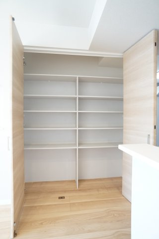 ココン市川の収納