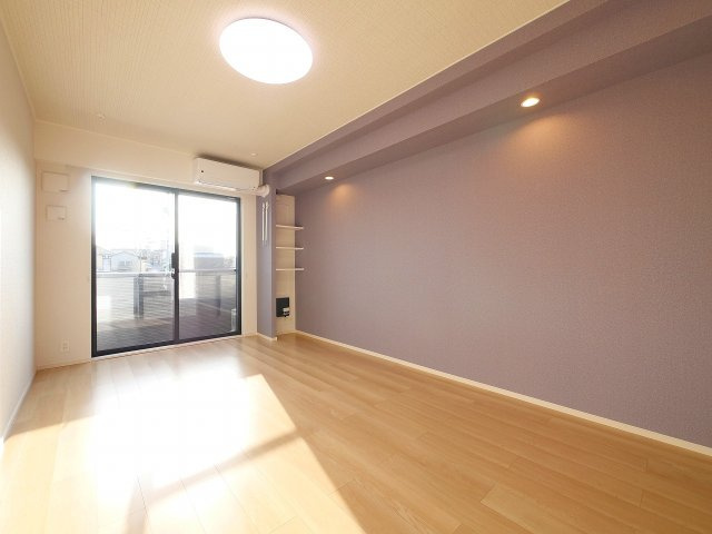 ヒカルサ奈良大森西ノースの居間・リビング|こちらの居間で趣味の時間をお楽しみください