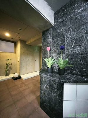 【エントランス】 | レジュールアッシュ谷町