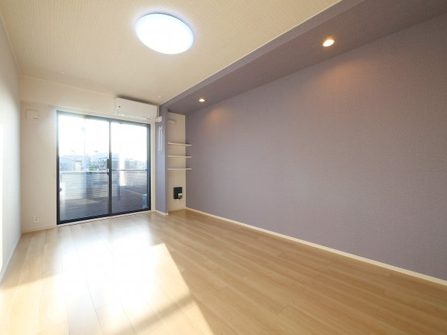 ヒカルサ奈良大森西ノースの居間・リビング|使いやすい居間です