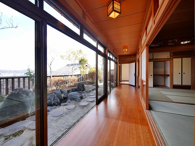 アンソレイユ軽井沢町のその他|旅館の雰囲気のあるステキなお部屋です。