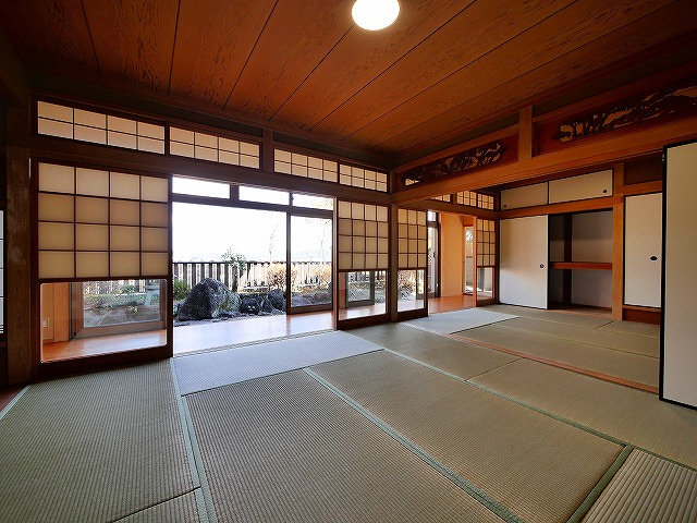 アンソレイユ軽井沢町の和室