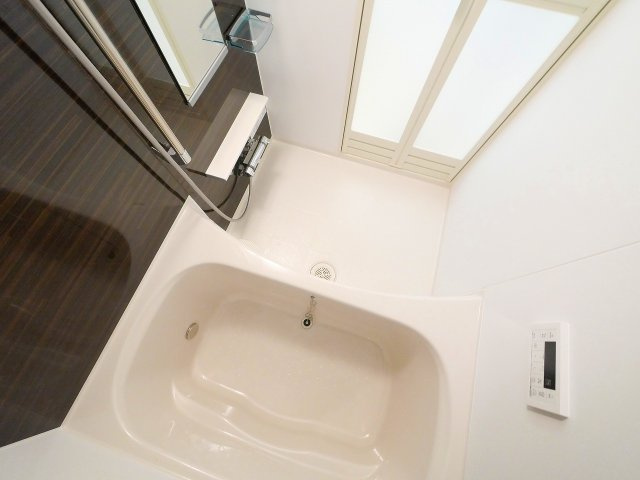 ヒカルサ奈良大森西ノースの浴室|落ち着いた空間のお風呂です