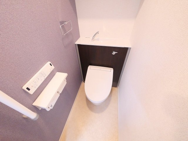 ヒカルサ奈良大森西ノースのトイレ|清潔感のあるトイレです