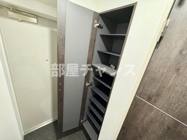 メイプル岩塚本通の収納