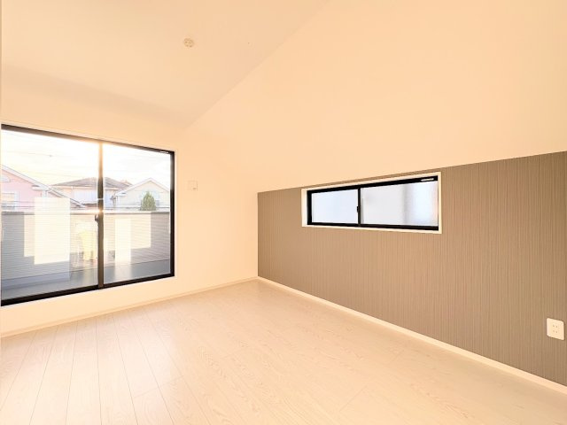 【洋室】 | ◇◆横浜市青葉区若草台2期_2号棟◆◇ | ◆子どものスタディ空間として、あるいは書斎やホビールームとして生活スタイルに合わせて使えるプライベートルーム。居心地のいい落ち着いたインテリアが似合います。