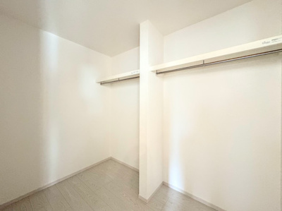 【収納】 | ◇◆横浜市青葉区若草台2期_1号棟◆◇ | ◆暮らし心地を大きく左右する収納を、適材適所に配置し使い勝手を考慮しました。空間を余すところなく有効利用した収納は生活空間をより上質なものにしてくれるでしょう。