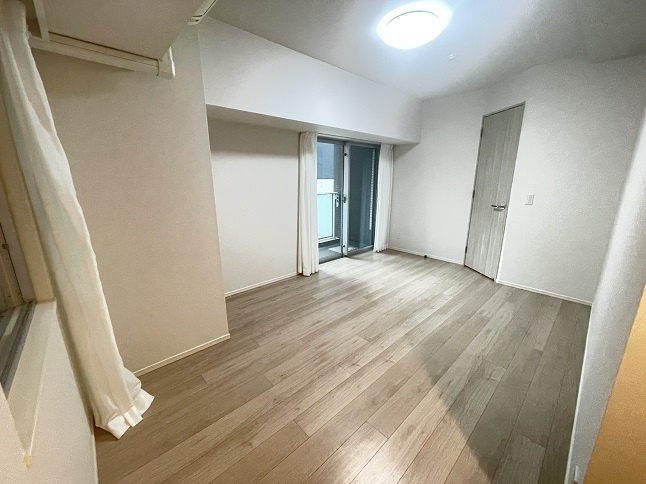 港区南青山７丁目の賃貸マンションの洋室