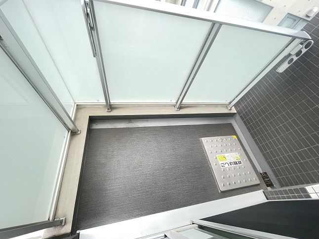 港区南青山７丁目の賃貸マンションのバルコニー