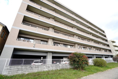 【外観】 | 【上質リフォーム】藤和ハイタウン古市 | 現地（2024年12月7日9：00頃）撮影