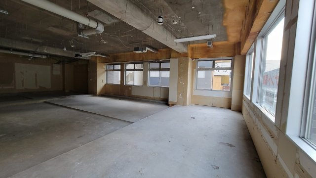 らうらうじ湘南台の内装