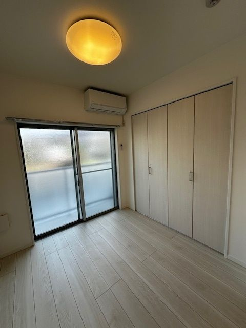 アウリイ大久保の寝室