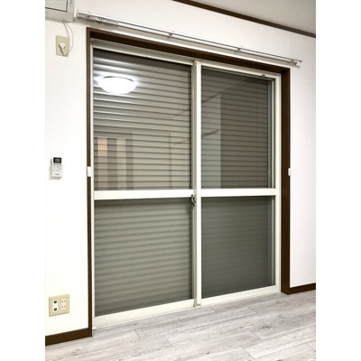 【設備】 | 雨戸シャッター