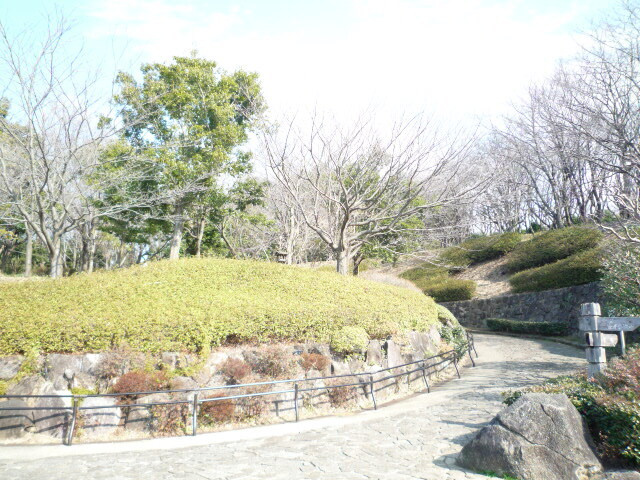 大庭城址公園まで550ｍ