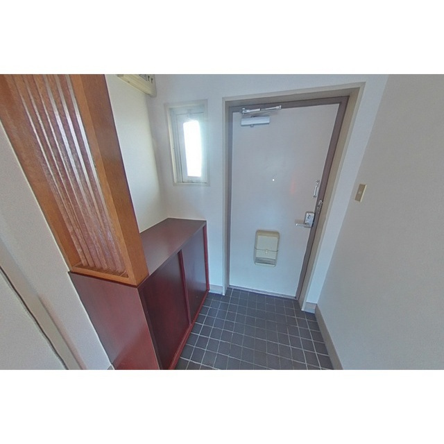 リーボン　キャッスルの玄関