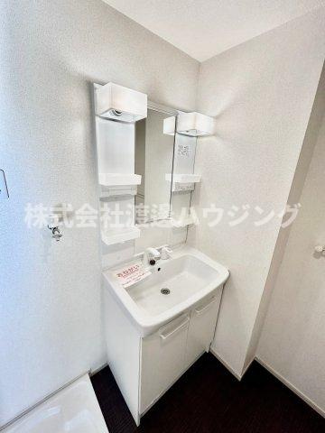 サンリット・ガーデン小曽根Nの洗面所