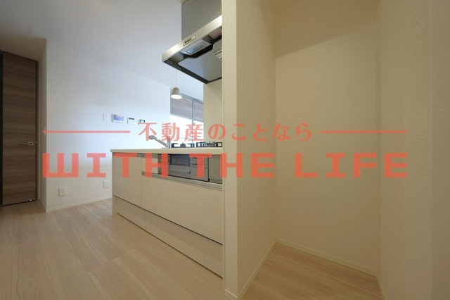 ELGARAND上津【キャッシュバック対象物件】の内装|明るい室内です