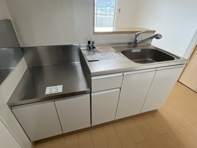 ラフレシールＨのキッチン