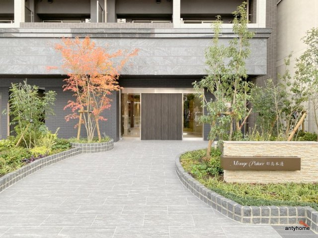 ミラージュパレス都島本通　仲介手数料無料のエントランス