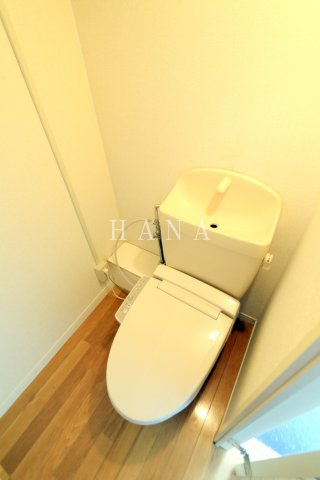 レオパレスアベイユのトイレ|温水洗浄便座あり