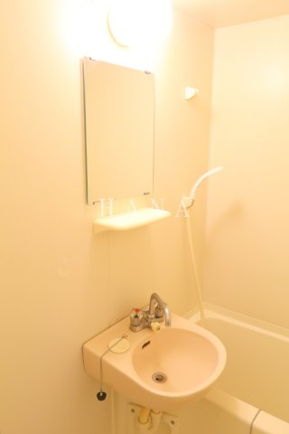 レオパレスアベイユの洗面所