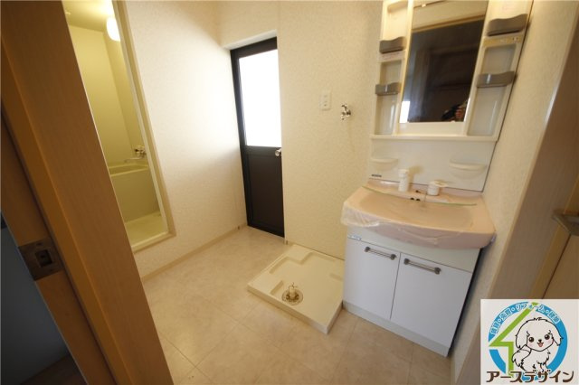 セピアコートの洗面所