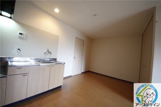 セピアコートの洋室