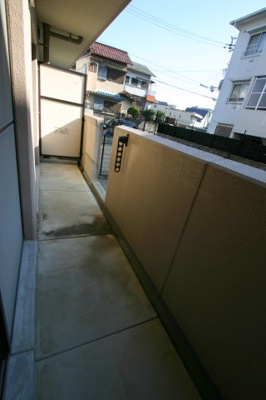 【バルコニー】 | グランパス曽根 | ※同タイプの写真となり、実際のお部屋とは異なる場合があります