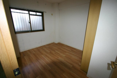 【洋室】 | グランパス曽根 | ※同タイプの写真となり、実際のお部屋とは異なる場合があります
