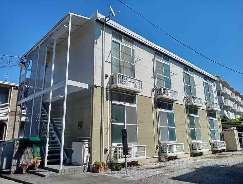 レオパレスプラクトピアの外観