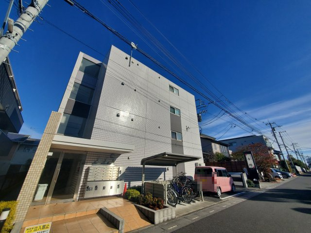メルヴェーユ美園の外観