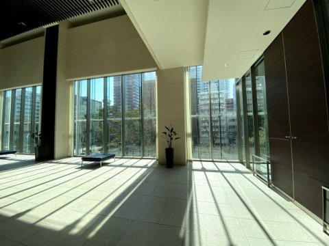 大阪ひびきの街 ザ・サンクタスタワーのロビー