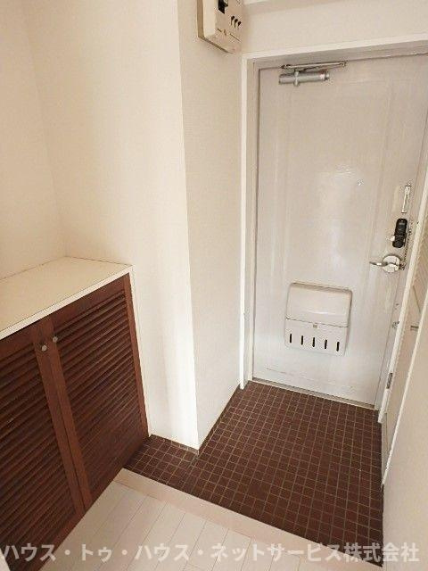 ユニパリス柏駅前の玄関