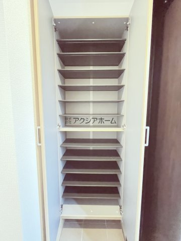 所沢市西狭山ヶ丘1丁目・全1棟　新築一戸建　～全室南向き～の収納