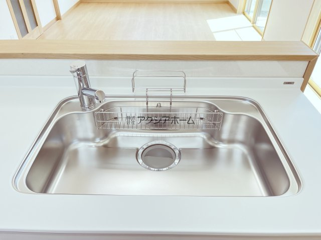 所沢市西狭山ヶ丘1丁目・全1棟　新築一戸建　～全室南向き～のキッチン