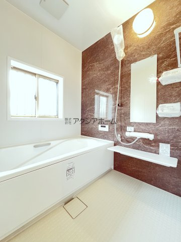 所沢市西狭山ヶ丘1丁目・全1棟　新築一戸建　～全室南向き～の浴室|1坪サイズ・浴室乾燥機付のユニットバスで一日の疲れを癒しましょう♪