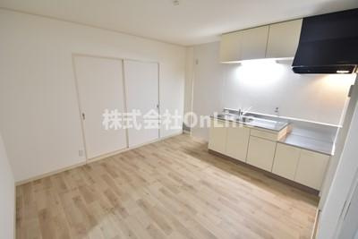 【洋室】 | ガーデンハイツナカムラ