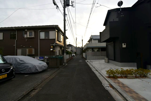 高井戸東2丁目・新築戸建の前面道路含む現地写真