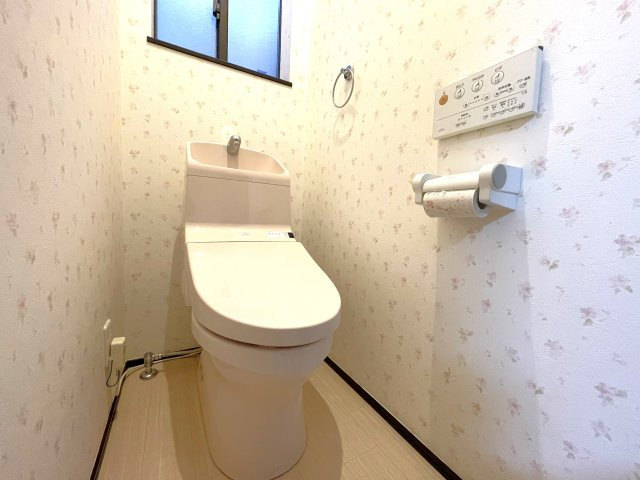 【トイレ】 | 熊谷市美土里町２丁目　中古戸建
