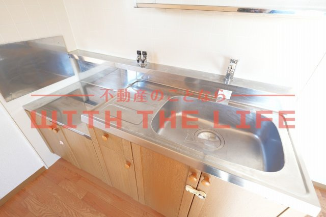 ドミールパーク江崎【10,000円キャッシュバック対象物件】のキッチン|使いやすいキッチンです