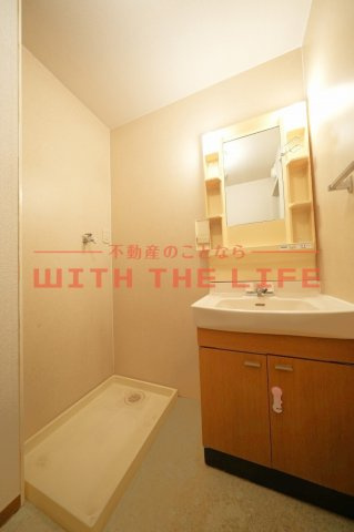 ドミールパーク江崎【10,000円キャッシュバック対象物件】の庭|リビングです