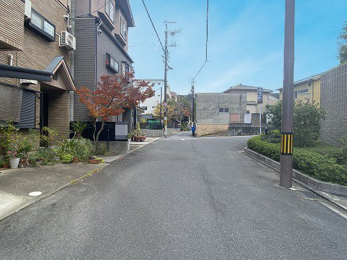 粟田口鳥居町 中古戸建の前面道路含む現地写真