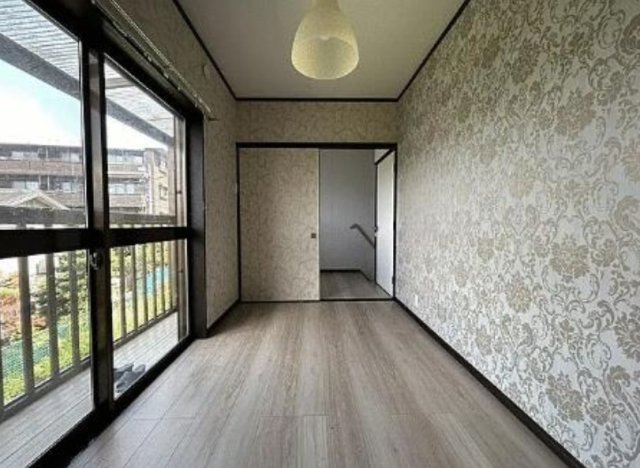 粟田口鳥居町 中古戸建の洋室