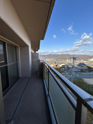 【バルコニー】 | ワコーレオーキッドプラザ | 広いバルコニーなのでお洗濯物やお布団も干せます。