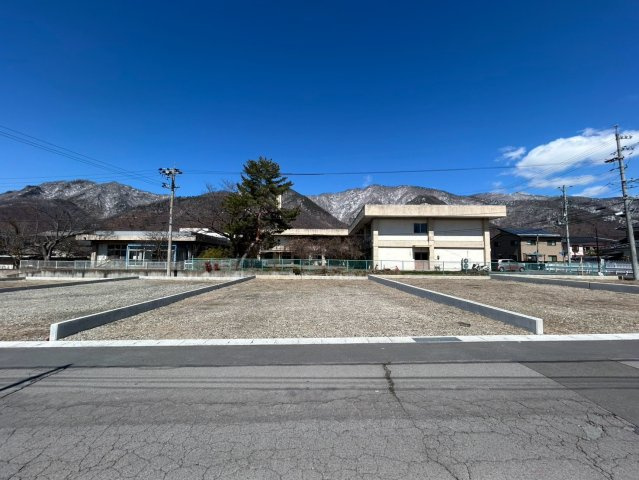 建築条件付き上田市常磐城5丁目の外観