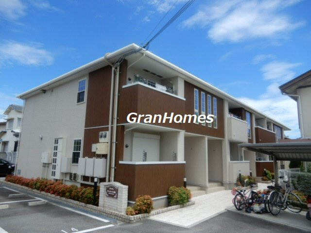 明石市大久保町西島のアパート