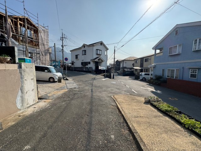 ーBloomーブルーム小倉北区下富野5丁目4期　【小倉北区　新築戸建て】の前面道路含む現地写真|現地撮影　2025,1,23　ーBloomーブルーム小倉北区下富野5丁目4期　【小倉北区　新築戸建て】