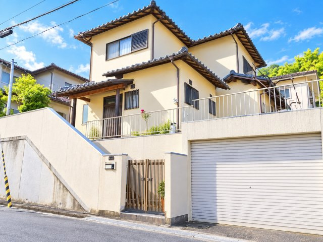 朝倉台西6丁目戸建て